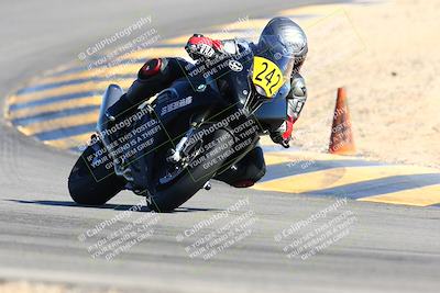 media/Feb-13-2022-SoCal Trackdays (Sun) [[c9210d39ca]]/Turn 12 (1pm)/